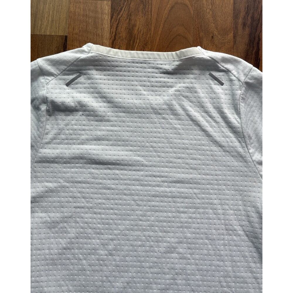 Nike Men’s Size S White Short Sleeve Dri-FIT Crew Tee Shirt - Picture 6 of 10